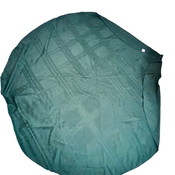 Hunter Green Round Holiday Tablecloth – Fits 6–8 Seat Table (70” Round) - Picture 2 of 16